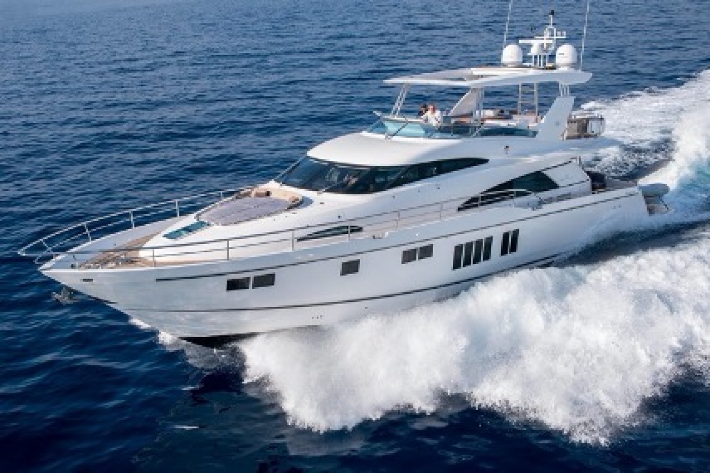yat-yonetimi-alina-fairline-squadron-78.jpg